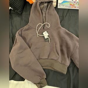 Cropped sweatshirt with bling ties